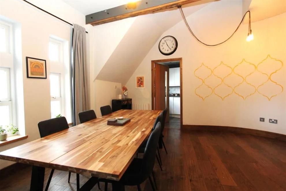 Large New-York Style Penthouse Apartment In Leeds City Centre With Contactless Check In المظهر الخارجي الصورة